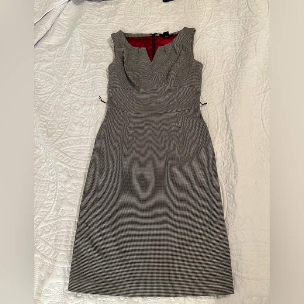 White House Black Market Sheath dress